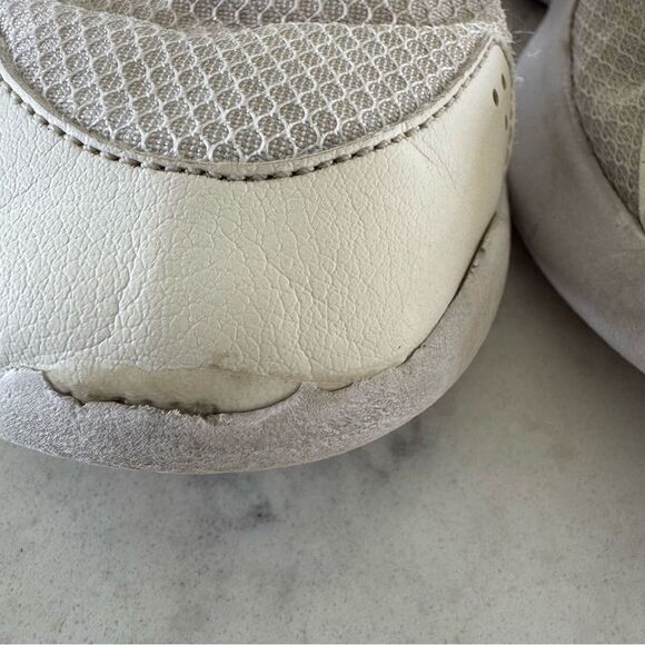 Nike Flex Runner 3 GS White Green Orange Kids Size 3.5 Running HF5745 - Picture 11 of 11